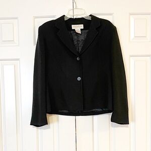 Jones New York Signature Classic Black Women's Two Button Lined Blazer. Size 12